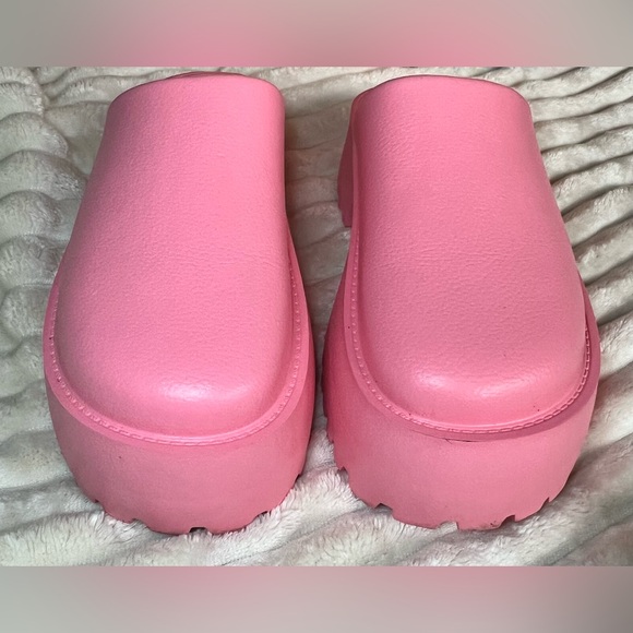 Pink Platform Clogs - Picture 6 of 9